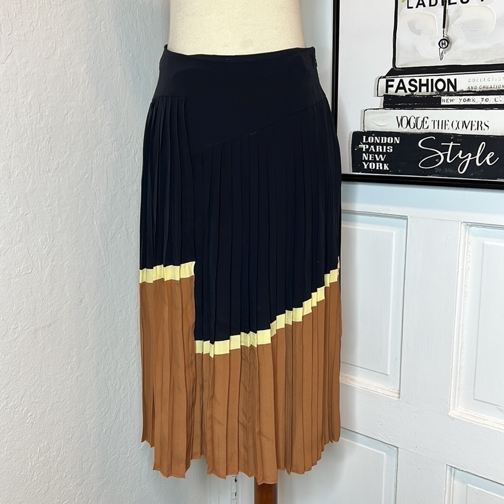 Marni 2012 Winter Edition Multicolor Pleated Silk Blend Midi Skirt Size 38/2US